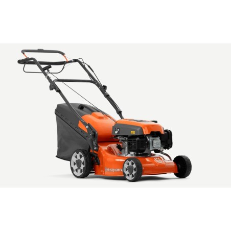 Tondeuse HUSQVARNA LC 140 SP 123 cc largeur de coupe 40 cm bac de ramassage 50 L | Newgardenstore.eu