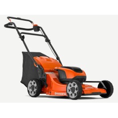 HUSQVARNA LC 142i cordless lawn mower cutting width 42 cm basket 50 L