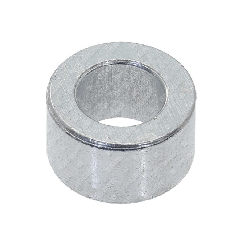 Bush for MAORI COMPATIBLE tractors - 026993