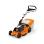 STIHL RM 453 T Benzin-Rasenmäher, 166 cm³, 51 cm Schnittbreite, 55 l Grasfangkorb