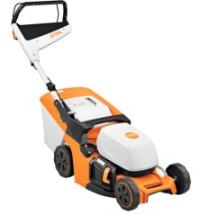 Tagliaerba a batteria AK STIHL RMA443 larghezza taglio 41 cm cesto 52L