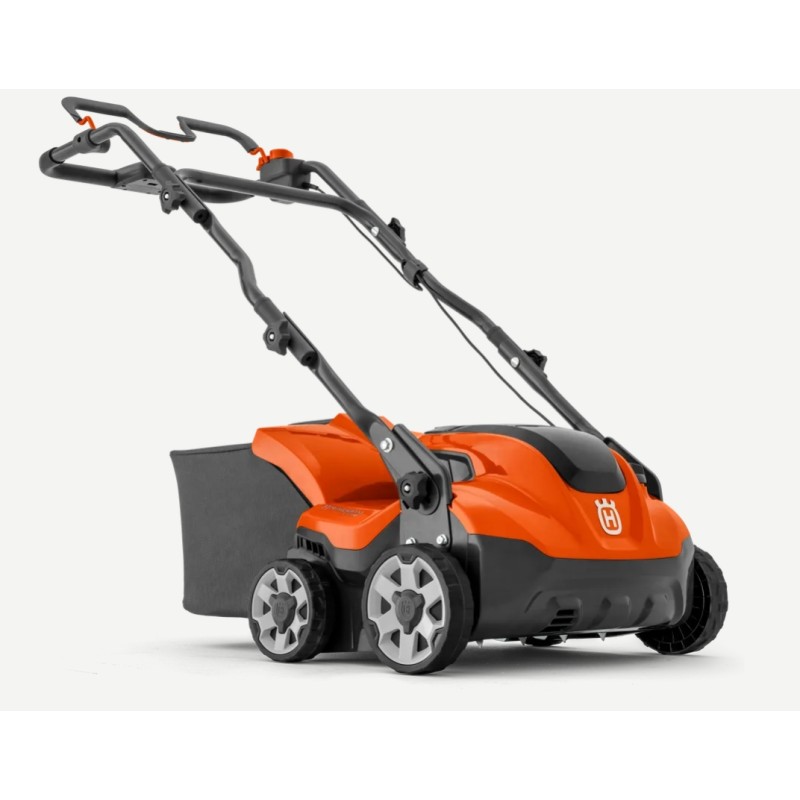 Escarificador de césped a batería HUSQVARNA S138i, ancho de trabajo 37,5 cm