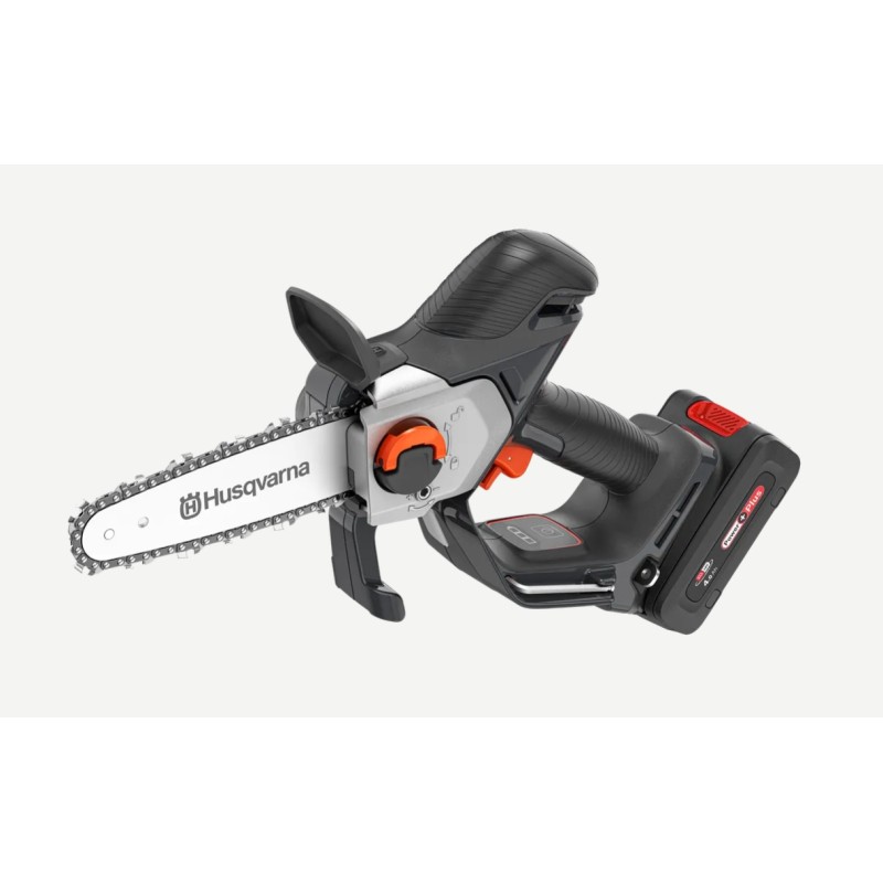 Podadora HUSQVARNA ASPIRE P8X-P4A, longitud de espada de 15 cm, batería y cargador incluidos