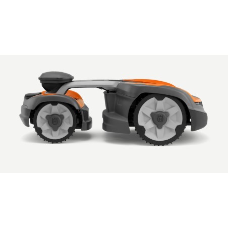HUSQVARNA AUTOMOWER 535AWDEPOS 6000m2 articulated professional robot lawnmower