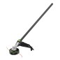 Anwendung des EGO STA1700 Multifunktions-Freischneiders mit einem Arbeitsdurchmesser von 42 cm