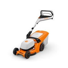 Tagliaerba a batteria AK STIHL RMA443V larghezza taglio 41 cm cesto 52 L | Newgardenstore.eu
