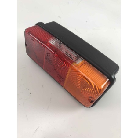 Luz trasera 3 luces IZQUIERDA - DERECHA para cabina de tractor agrícola A08246 | Newgardenstore.eu