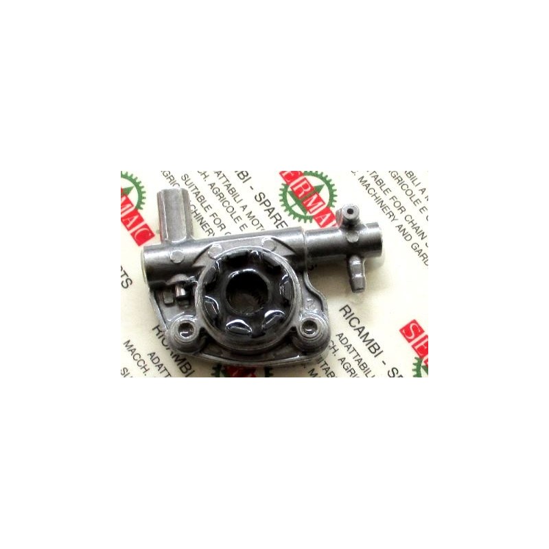 OLEOMAC compatible oil pump kit with gearbox for chainsaw 936 937 940 941