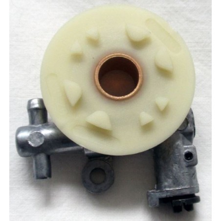 Kit pompe à huile à engrenages compatible STIHL pour tronçonneuse MS 200T | Newgardenstore.eu