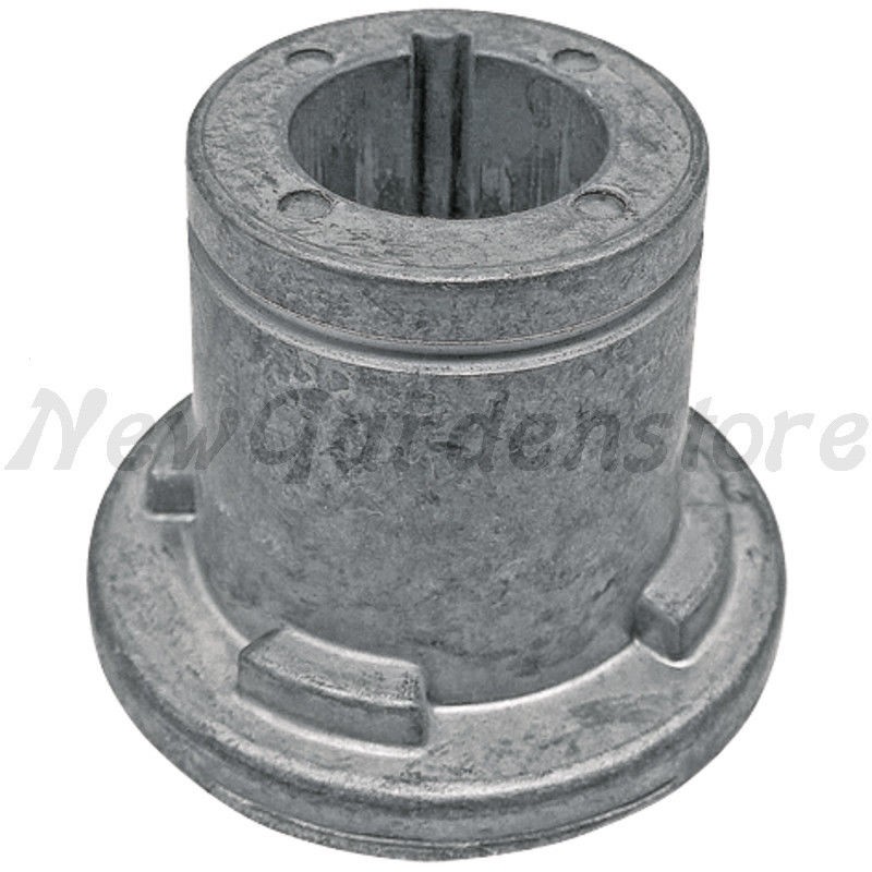 STIGA compatible lawn tractor mower blade hub 1111-9068-01