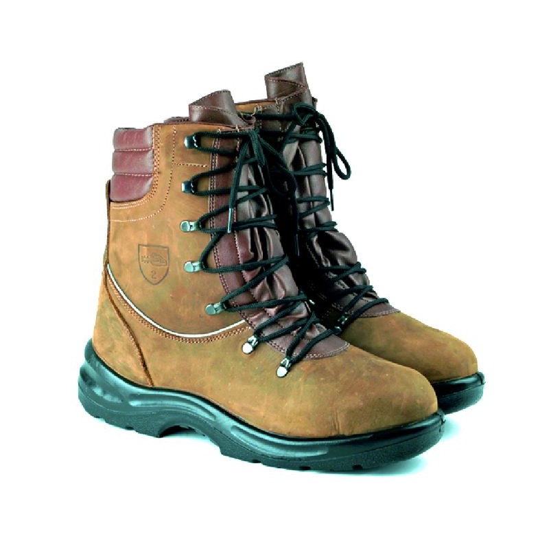 Chamois leather cut resistant boots for forestry use in various sizes