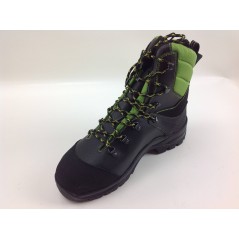 Flexible and comfortable cut-resistant forestry boots 001001419A | Newgardenstore.eu