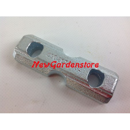 Lawn mower blade guide plug compatible 90-205 ESM 332 0670 391001 | Newgardenstore.eu